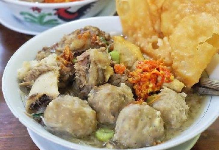 Mie Ayam Banyu Mili: Kenikmatan Sederhana di Tengah Hidup Cilacap